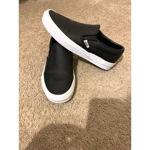 VANS Asher Leather Perforated Slip-On Black Shoes Women's Size 7 Men’s size 5.5